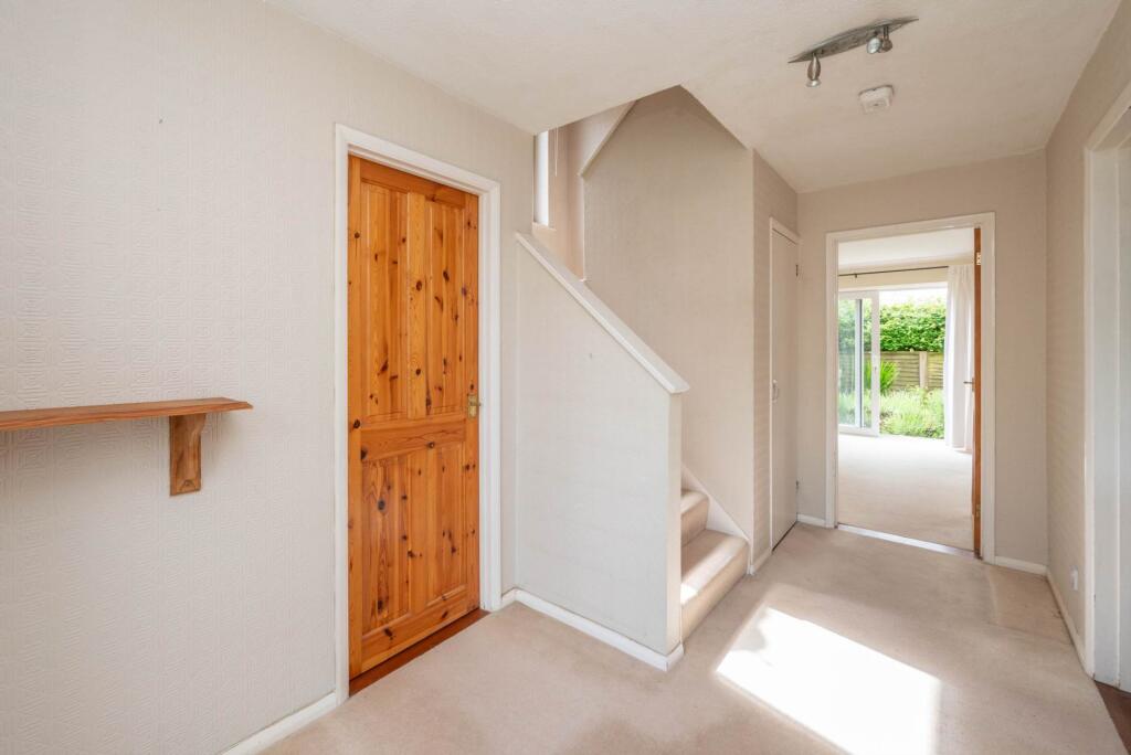 Church Wood Close, Rough Common - View 4