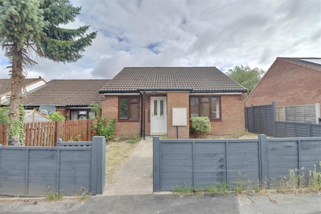 Main image of property: Saxon Close, Waterlooville