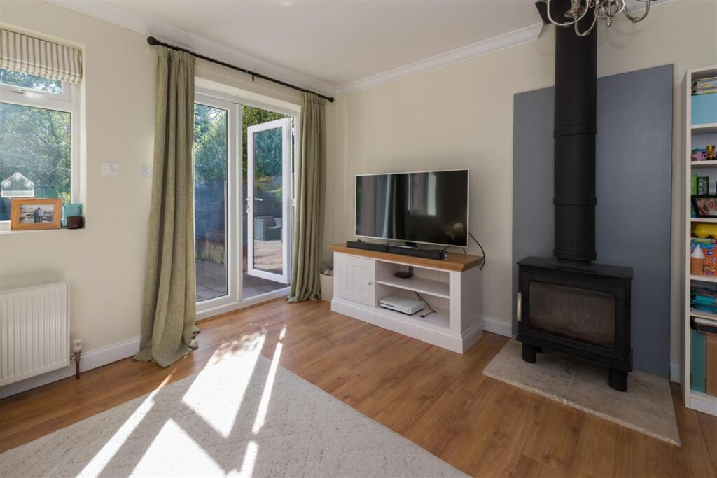House in Canterbury - View 3