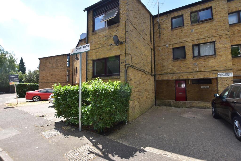 Main image of property: Cross Road, Uxbridge