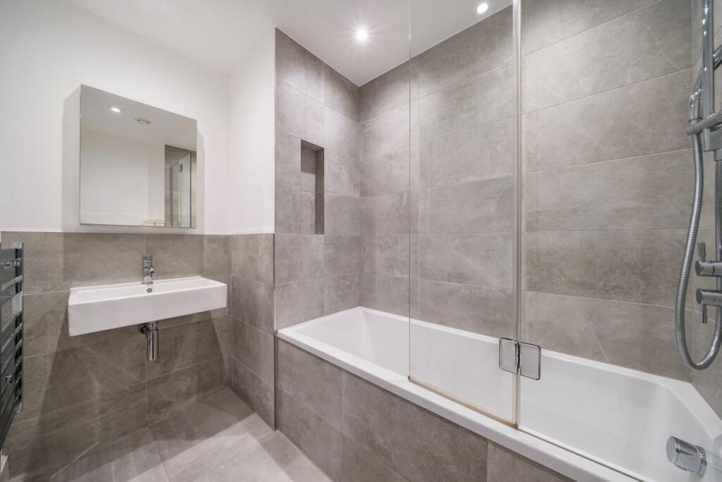 Apartment in London, Fulham - More