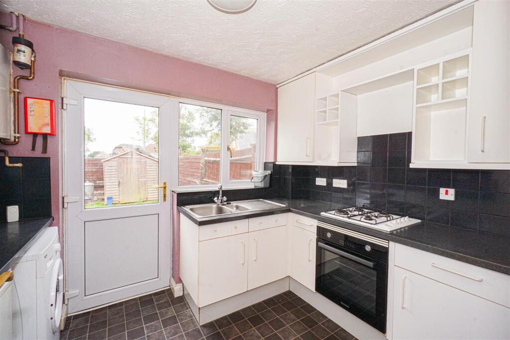 House in Tonbridge - View 4