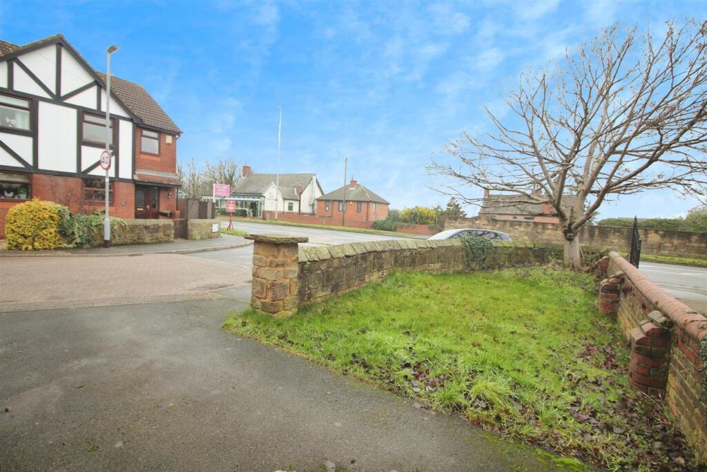 Main image of property: Valentine Mews, Lofthouse, Wakefield