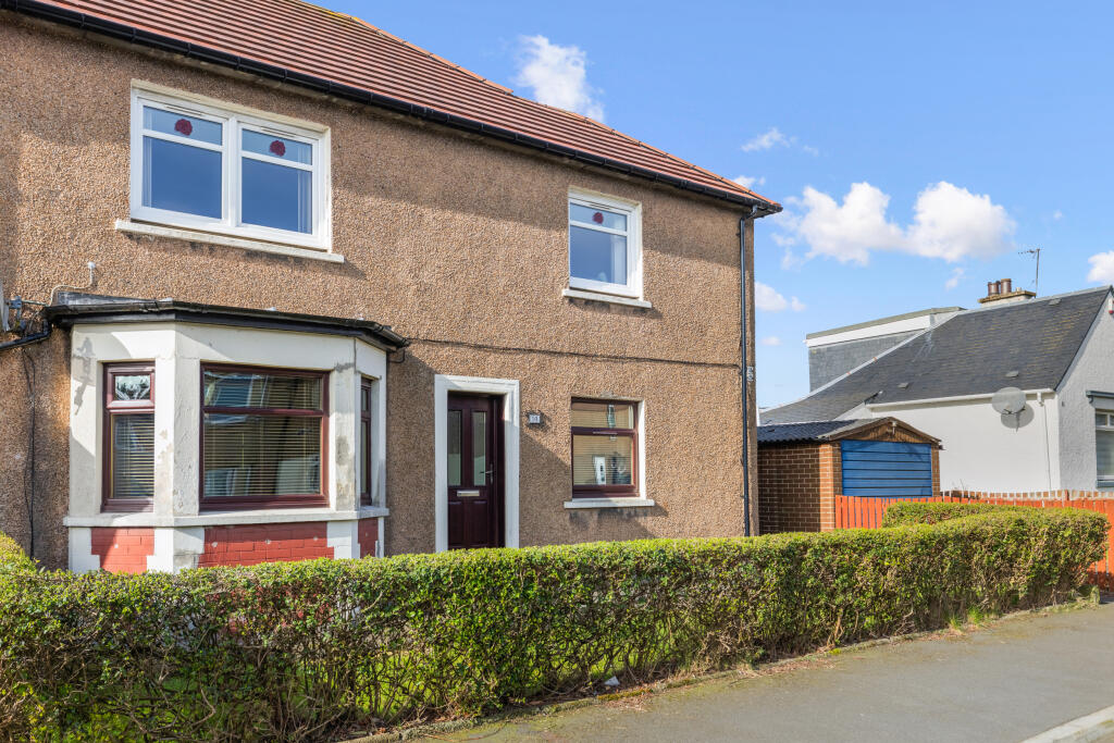 Main image of property: 14 Albert Avenue , Grangemouth, FK3
