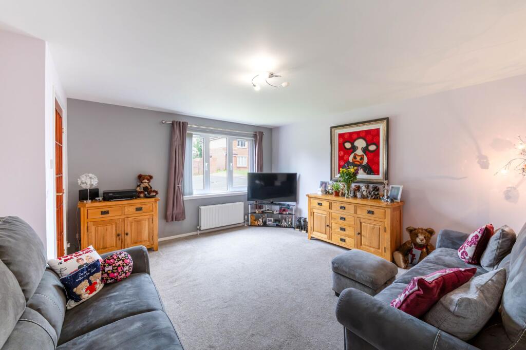 House in Livingston, Adambrae - View 4