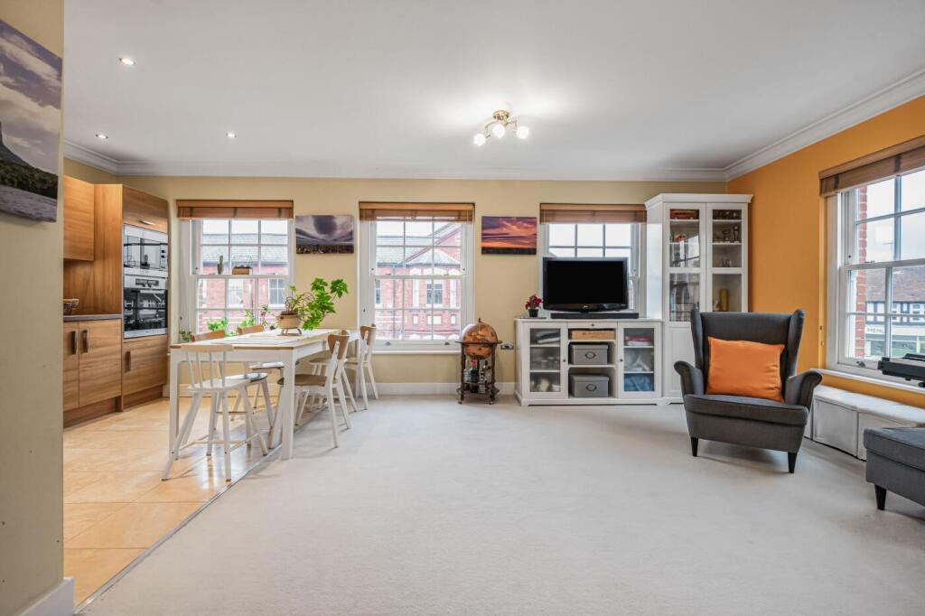 Apartment in South Oxfordshire, Henley-on-Thames - More