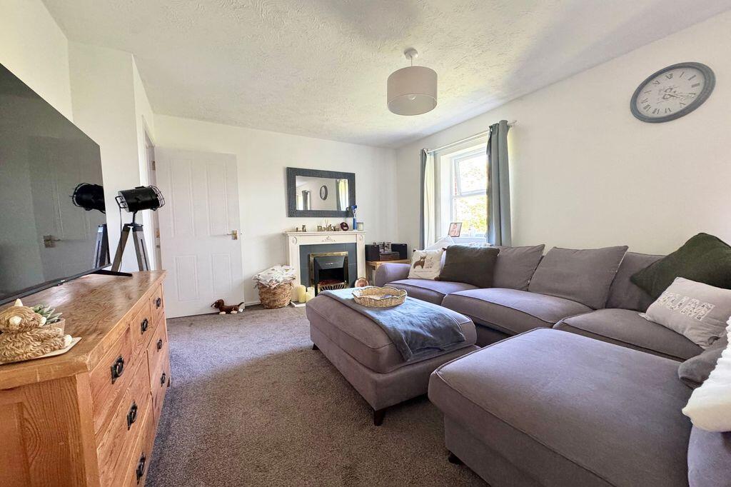 Apartment in Weston-super-Mare, Locking Castle - View 3