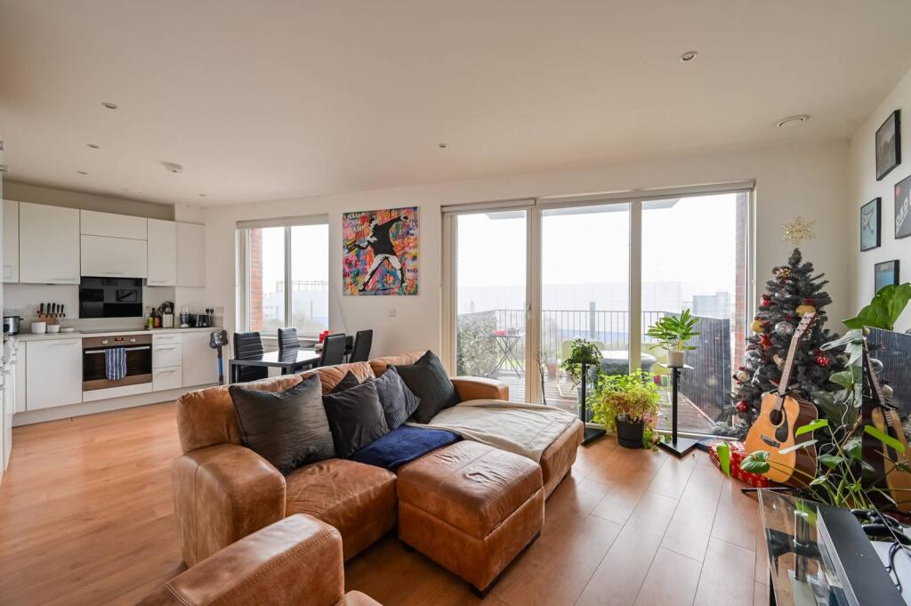 Main image of property: Navigation Road, E3, Tower Hamlets, London, E3