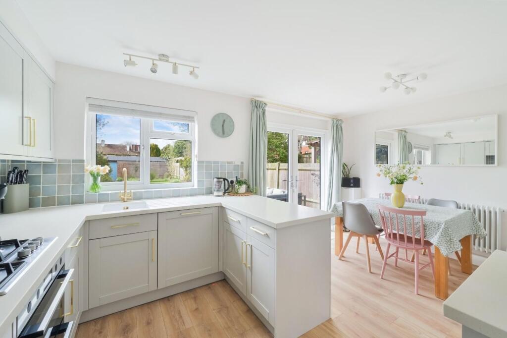 House in Epsom and Ewell, Epsom - View 4