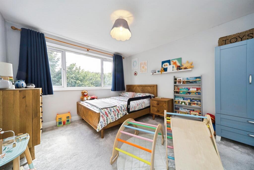 House in Bradford, Manywells Height, Cullingworth - View 5