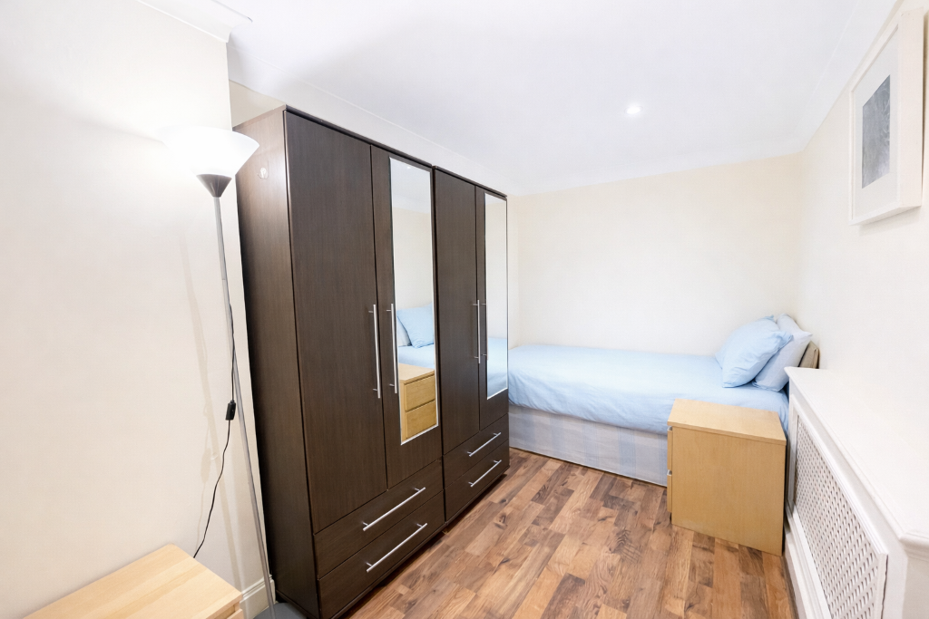 3 bedroom flat for rent