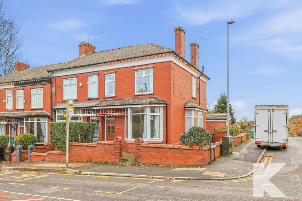 Main image of property: 623 Rochdale Road, Royton OL2 5UT