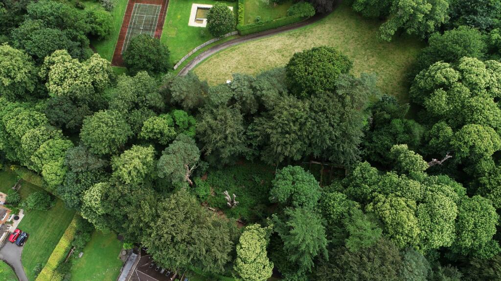 Lodsworth House, Petworth, GU28 - View 5