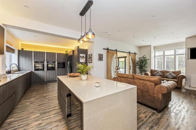 Littlehampton Road, Downsview-018.JPG