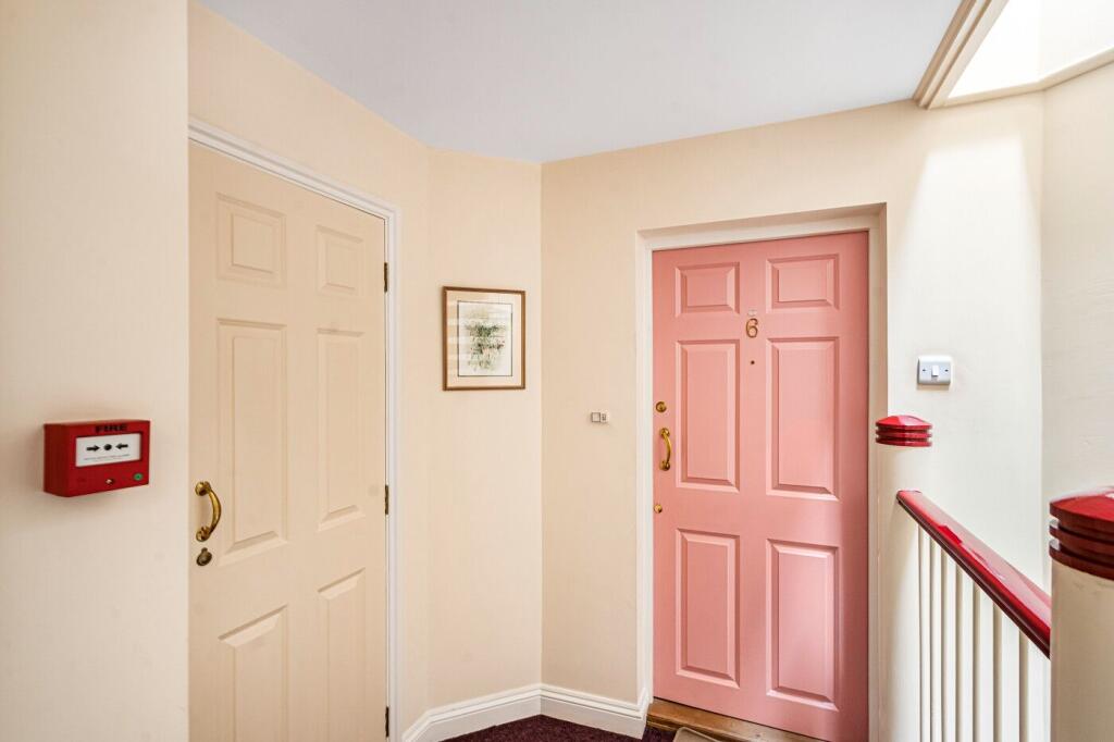 Apartment in Torquay - View 4