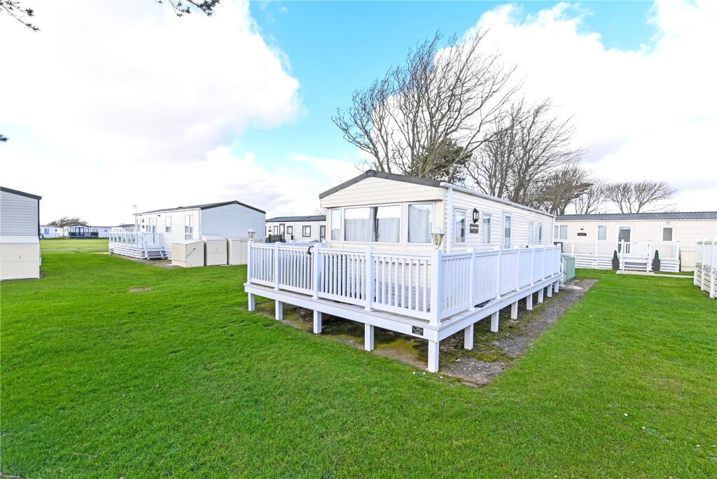 2-bed caravan on Chewton Sound, Hoburne Naish Holiday Park, Barton On Sea, Hampshire, BH25, £29,500
