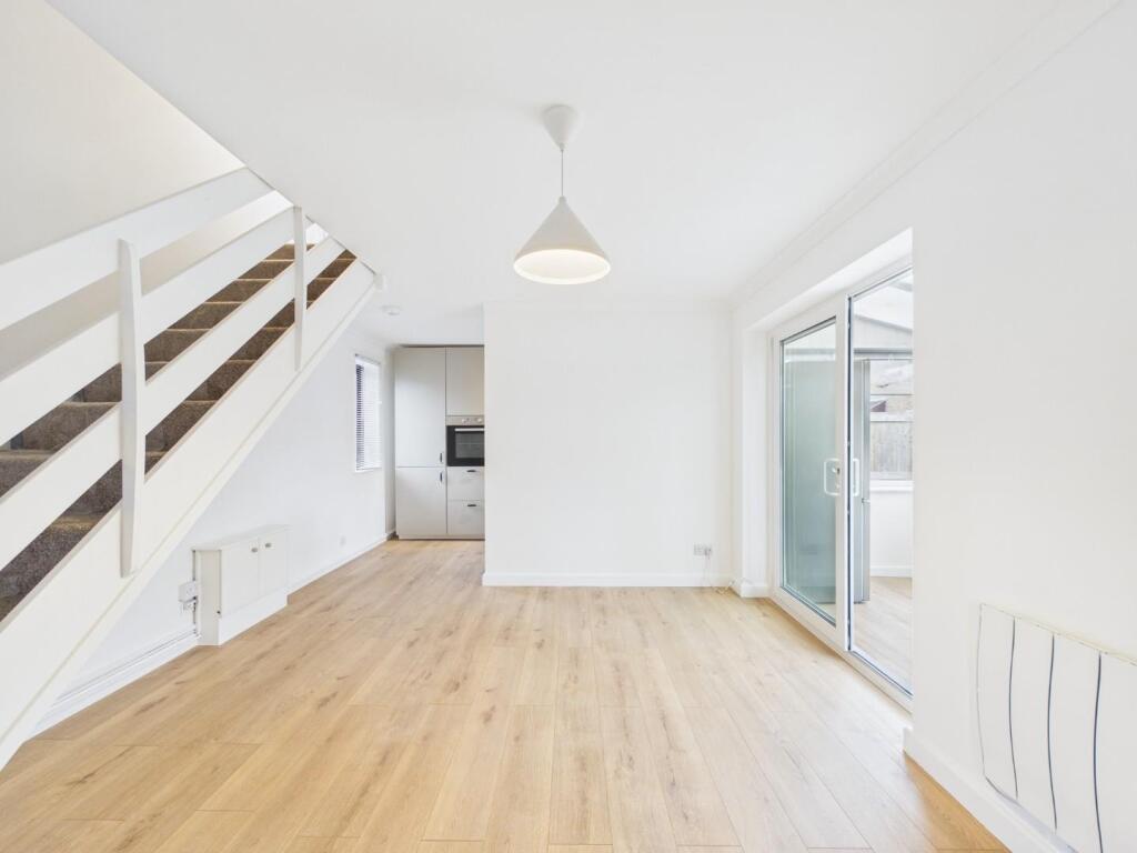Main image of property: Whiteway Road, Bristol