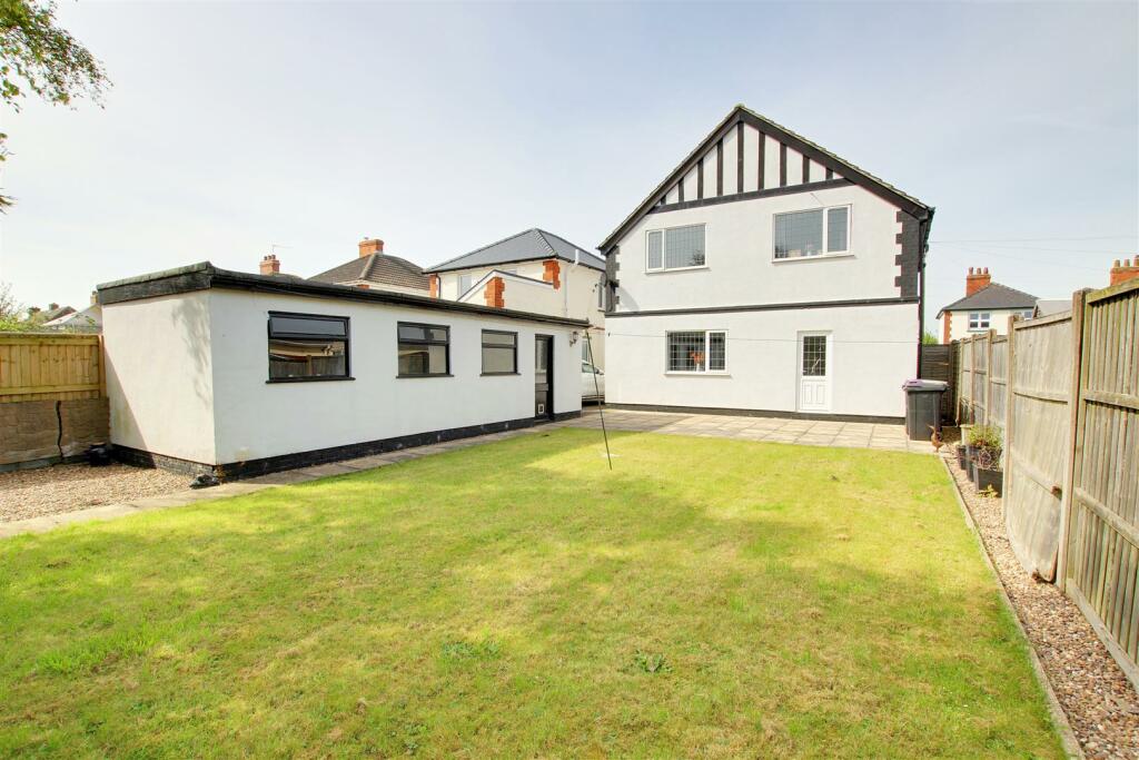 George Street, Mablethorpe photo 2