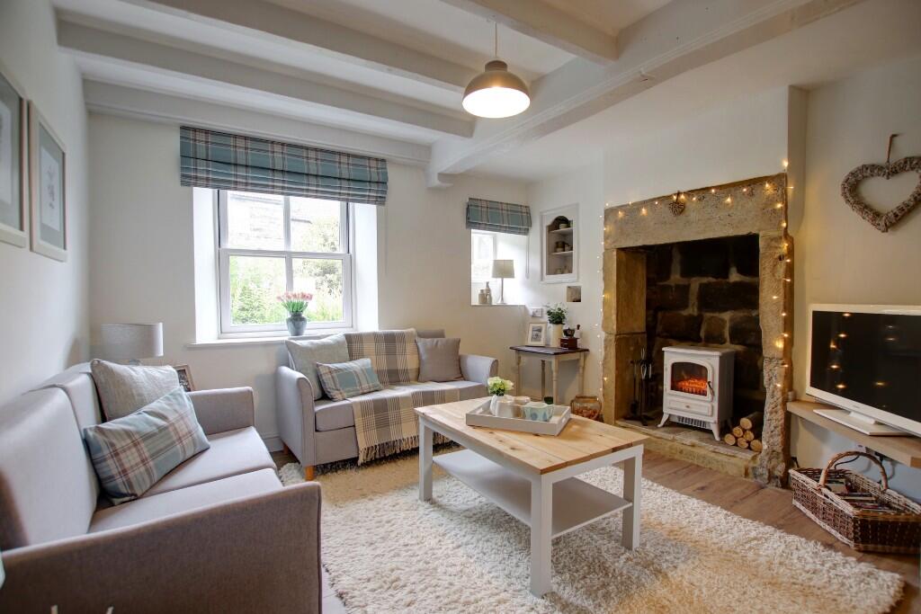 11 High Street, Castleton, Whitby, North Yorkshire, YO21 2DB photo 4