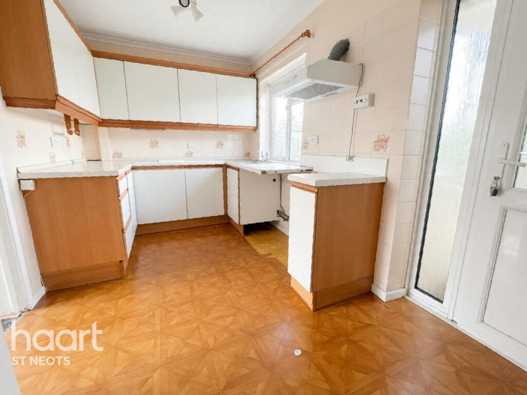 House in Peterborough - View 5