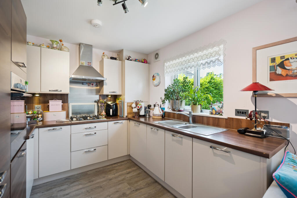 House in Deanston, Stirling - More
