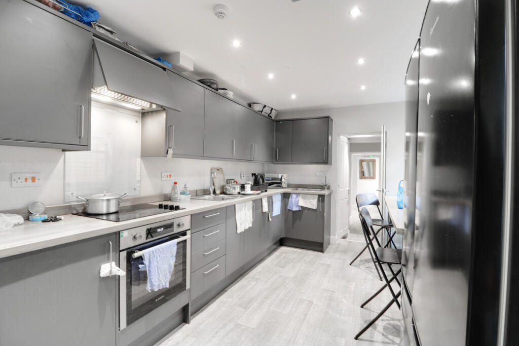 Main image of property: Cardigan Street, Luton, LU1