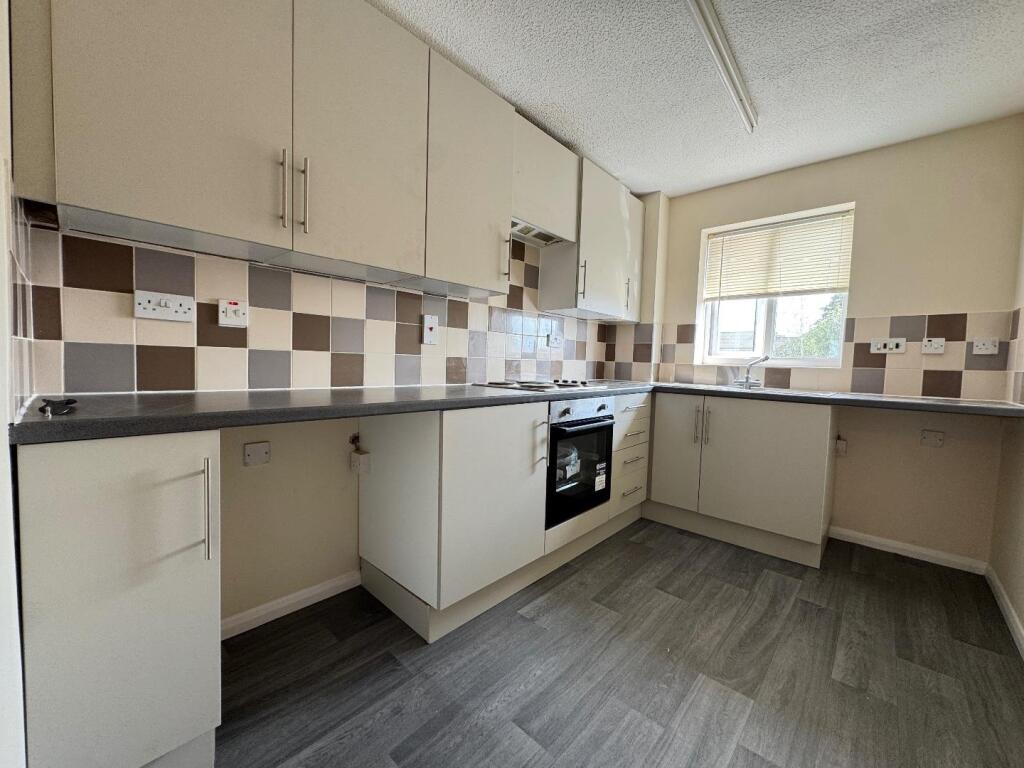 Apartment in Rothwell, North Northamptonshire - More