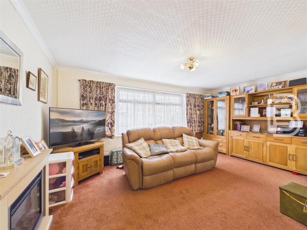 House in Rugby, Overslade - View 5