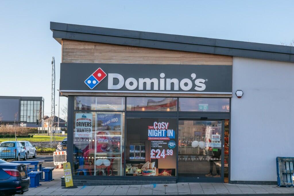 Dominos