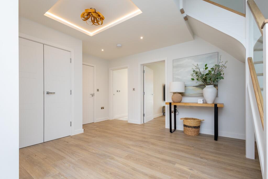 Additional image 17 of 302 Sandbanks Road, Lilliput, Poole