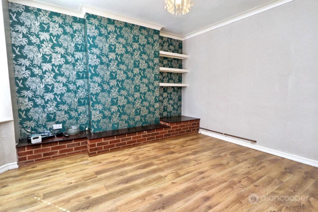 House in Nuneaton and Bedworth, Chilvers Coton - View 3