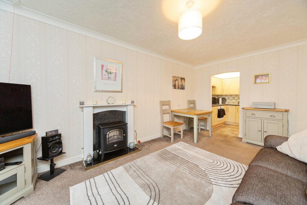 Church Road, Upton, Wirral, Merseyside, CH49 photo 4