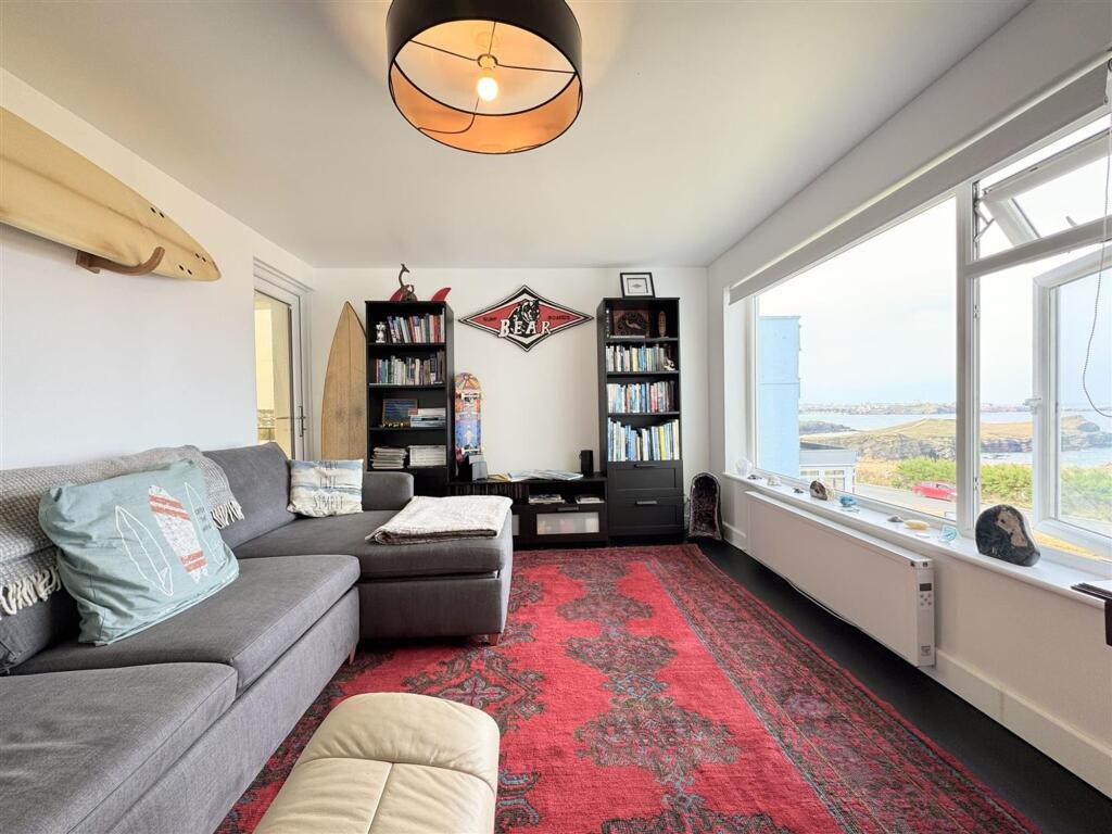 Apartment in Truro - View 4
