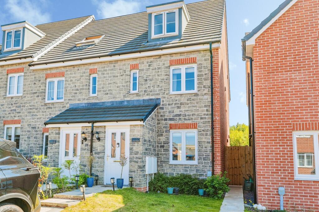Main image of property: Clos Y Cornicyll, Llanilid, Pontyclun