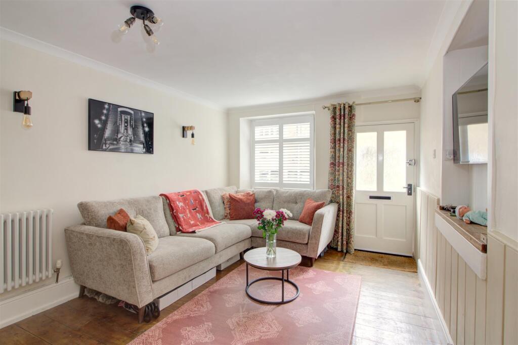 8 Ingram Street, Malmesbury photo 4