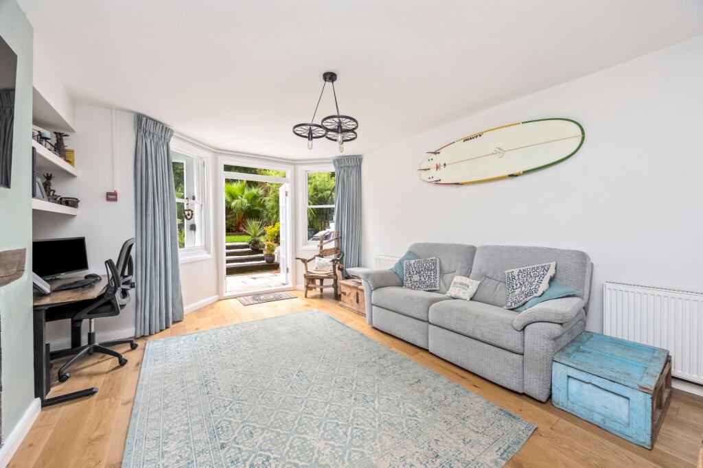 Apartment in Hove, Aldrington - View 5