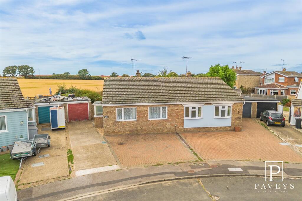Main image of property: Hillcrest, Kirby-le-Soken