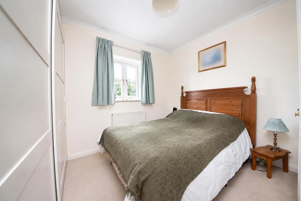 House in Reading - View 5