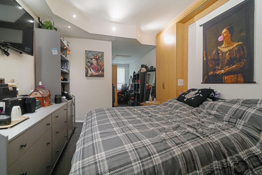 Apartment in Glasgow - More