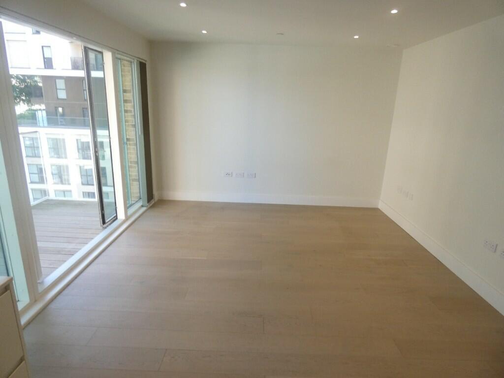 Apartment in London, Kidbrooke Village, Kidbrooke - View 3