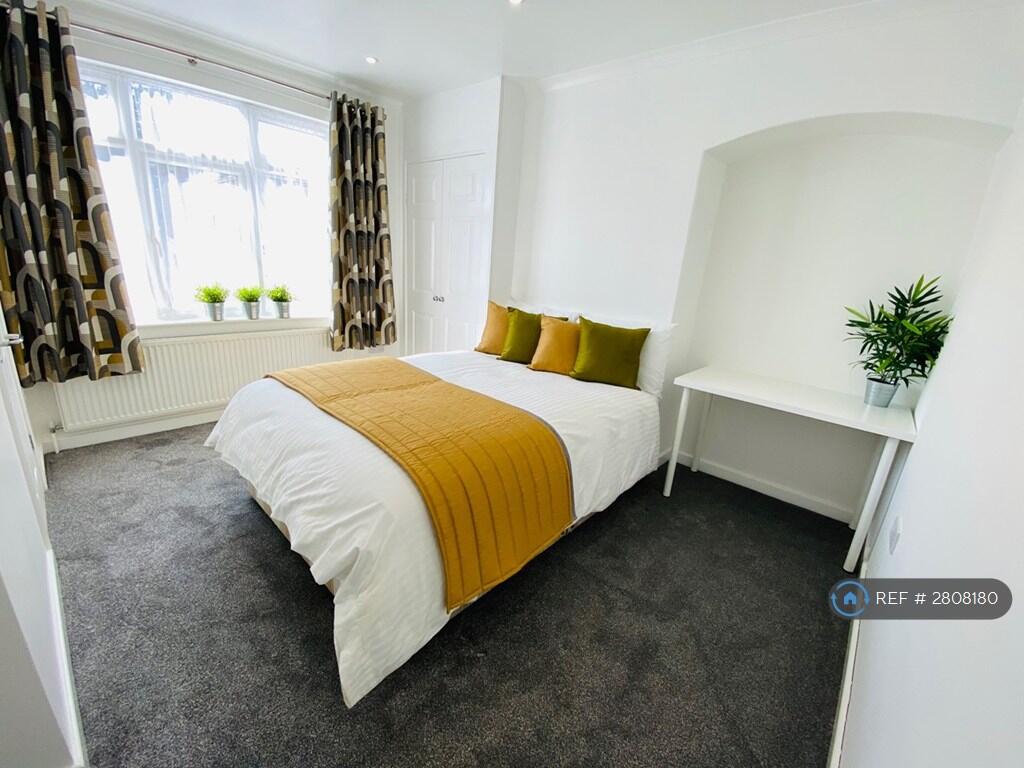 Main image of property: Harefied Road, Southampton, SO17