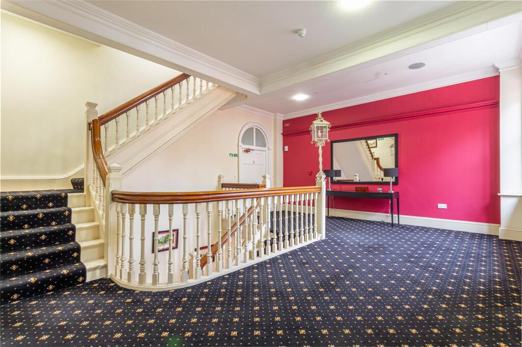 Apartment in Worcester, St Peters, Red Hill - View 3