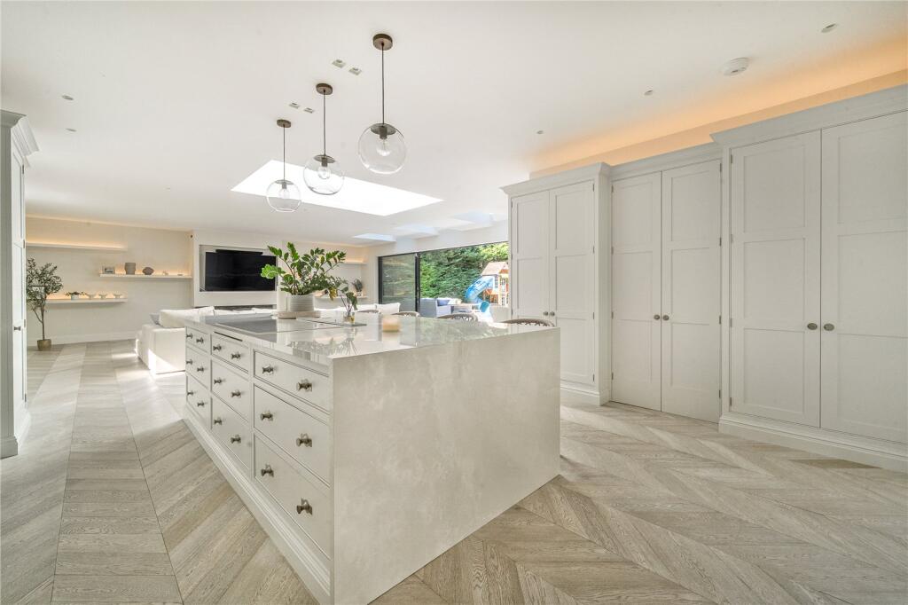House in Reading - View 3
