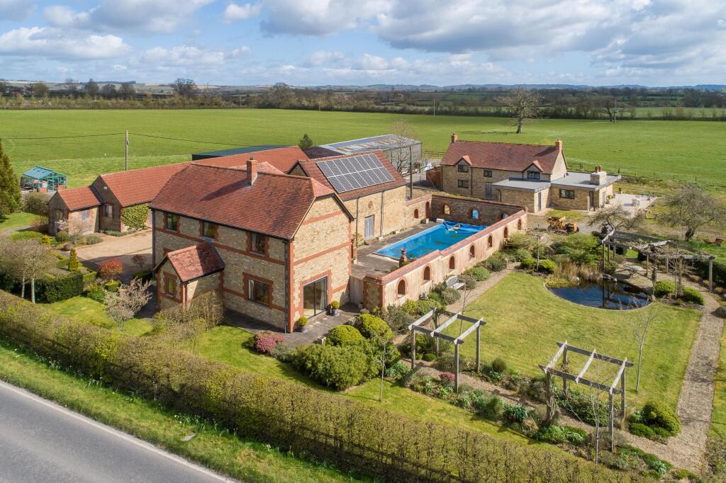 Main image of property: Rope Farm, Mapperton Hill, Milton On Stour