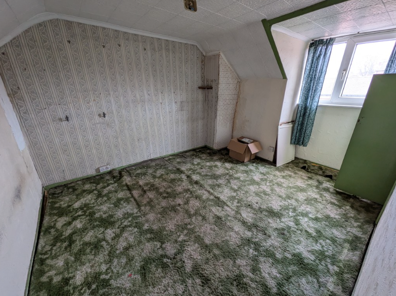 Station Road, Sheffield, South Yorkshire, S35 photo 4