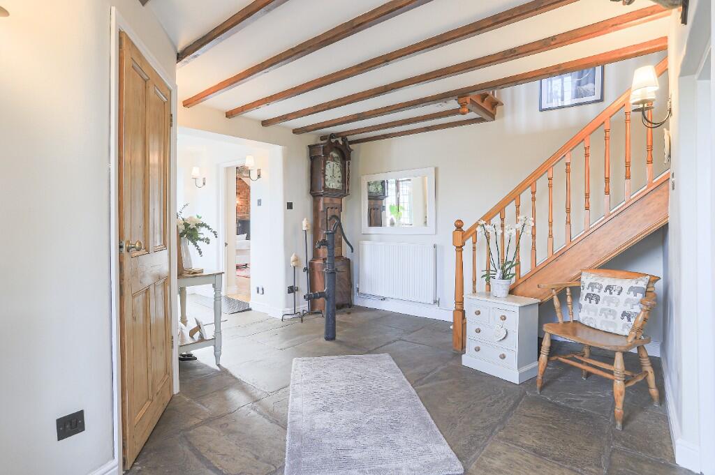 Millhouse, Darrington Road, Pontefract, West Yorkshire, WF8 photo 3