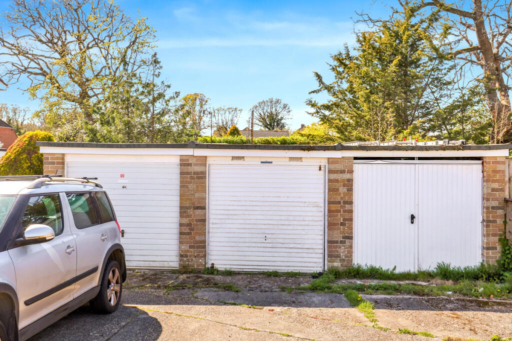 House in New Forest, Ashley, New Milton - View 4