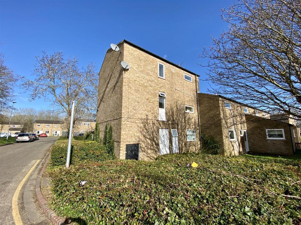 House in Peterborough, North Bretton, Bretton