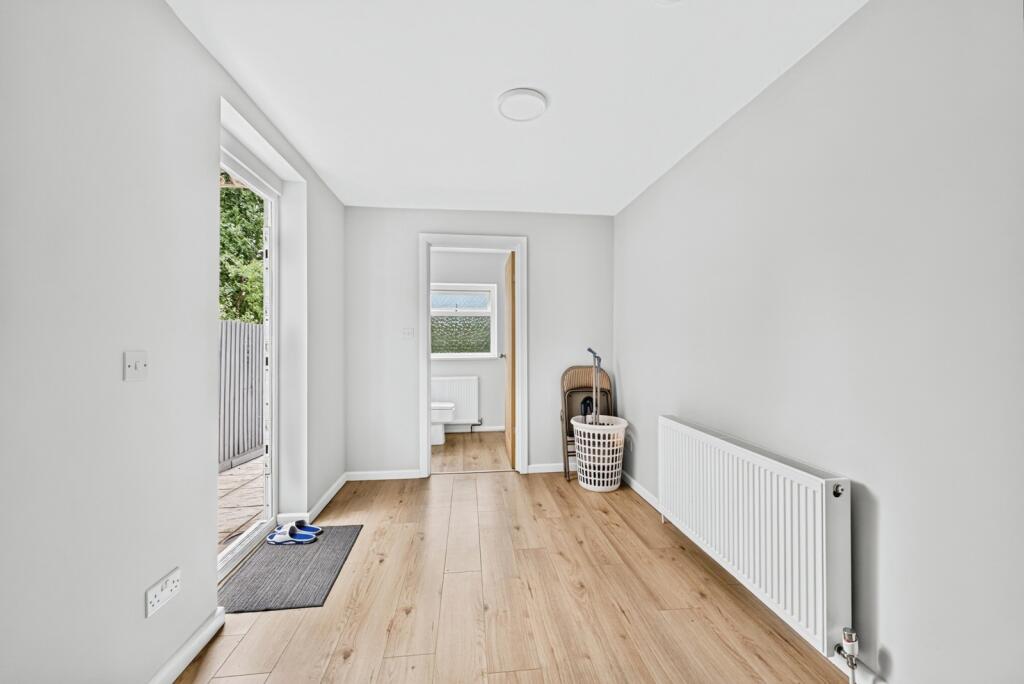 House in Northampton - View 3