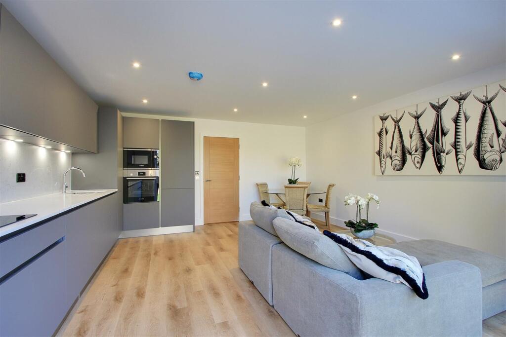 Additional image 3 of Chiswell Green, St Albans